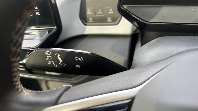 Volkswagen ID.3 150kW Family Pro Performance 58kWh 5dr Auto Electric Hatchback